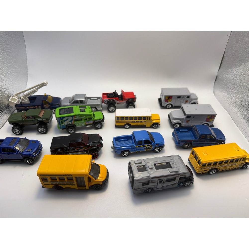 Hot Wheels Matchbox Diecast Lot 14pc School Bus Armored Truck Pickup RV Jeep